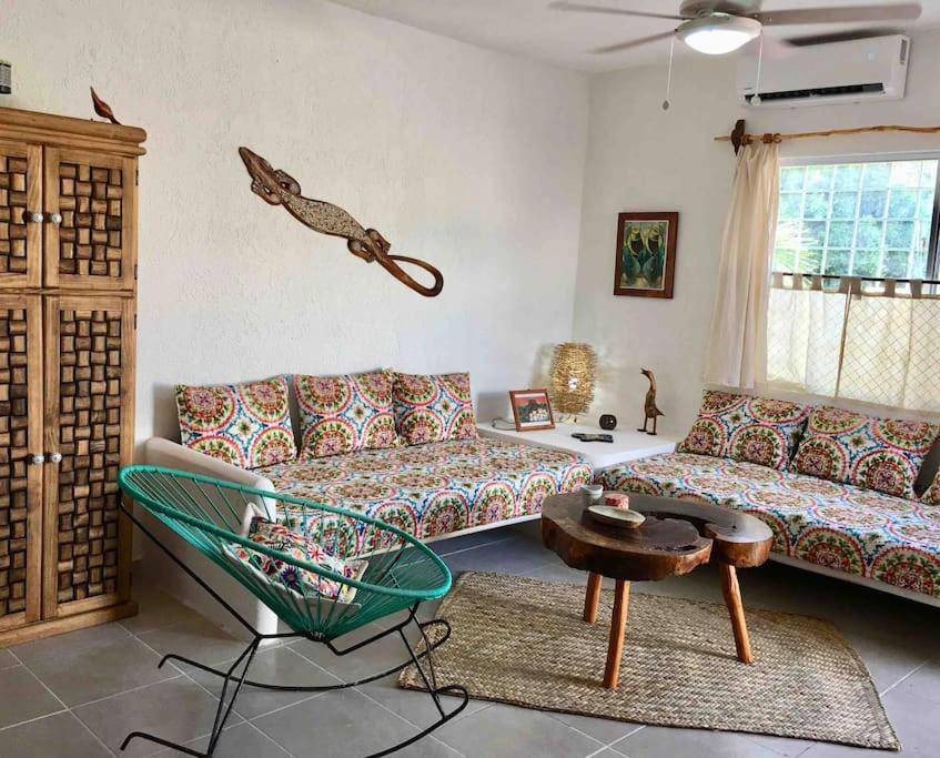Casita Colibri - An Eco Chic House Βίλα Mahahual Εξωτερικό φωτογραφία